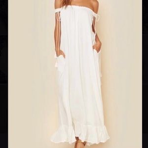 NWT Indah Etta Maxi Dress Ivory size S